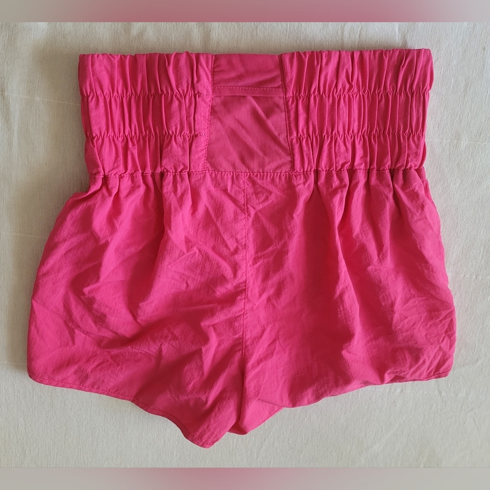Zenana Outfitters Sz Small Hot Pink High-Waist Smocked Athletic Shorts - Picture 2 of 4